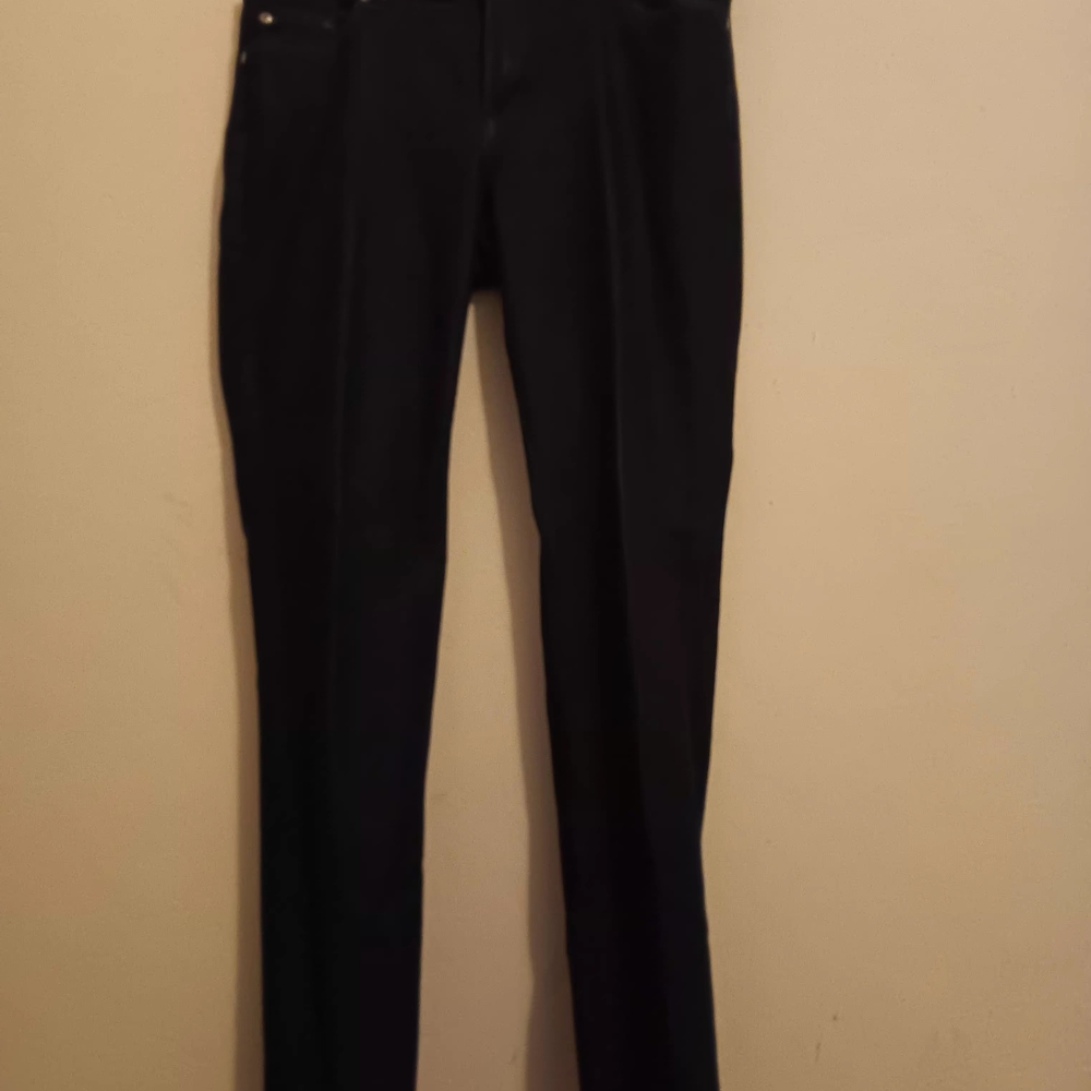 David Kahn Jeans, Women's Size 12 Dark Wash, Straight, Stretch,  EUC